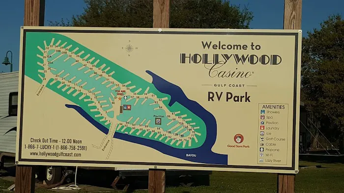 Hollywood Casino RV park Picture 7
