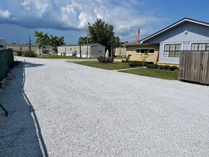 Azalea Bay RV Park Picture 4