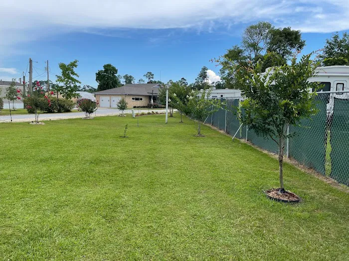 Azalea Bay RV Park Picture 10