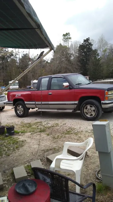 Nella's RV Park Picture 10