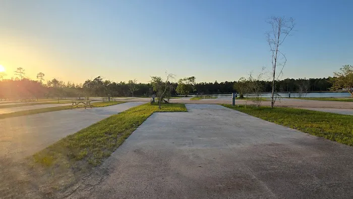 Lake LaCroix RV Resort **Best, New, Clean Family Friendly RV Park MS. Gulf Coast Picture 2