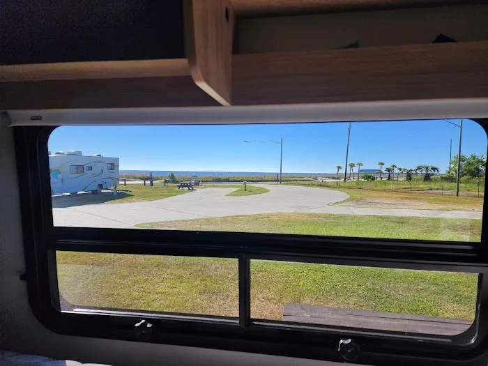 Silver Slipper Casino Beachfront RV Park Picture 10