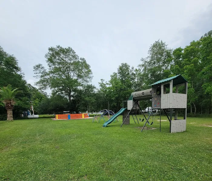 Bay Hide Away RV Park & Campground Picture 3