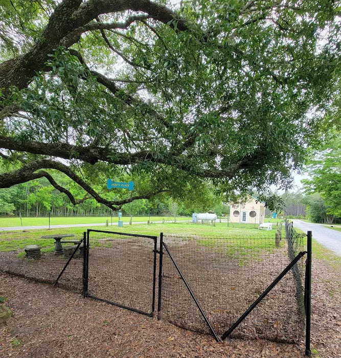 Bay Hide Away RV Park & Campground Picture 10