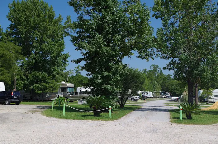 Shady Acres RV Community (Bay Saint Louis, Mississippi) Picture 8