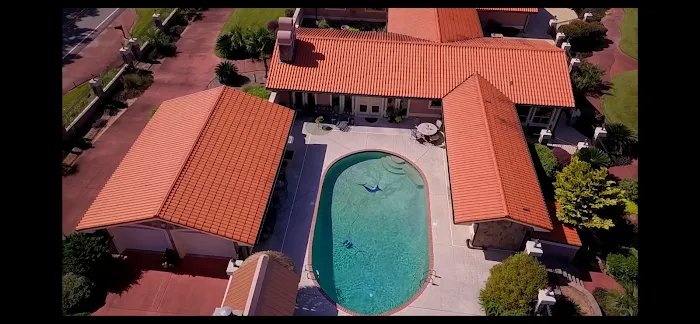 Lakeside Villa Oasis and RV Park Picture 7