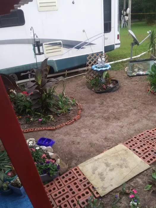 Alex's RV Park Picture 2