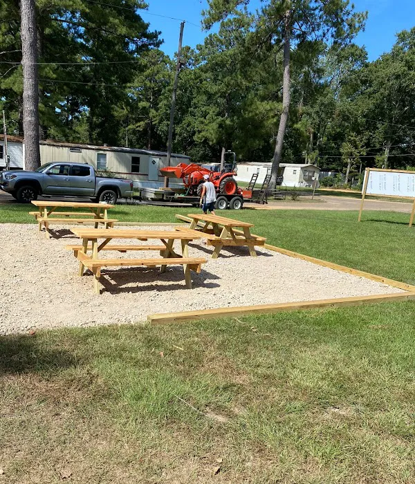 Forrest Gardens Community Picture 1