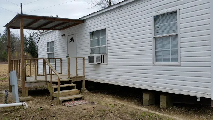 Shady Cove RV Park Picture 10