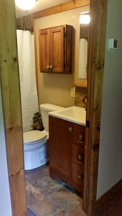 Shady Cove RV Park Picture 1