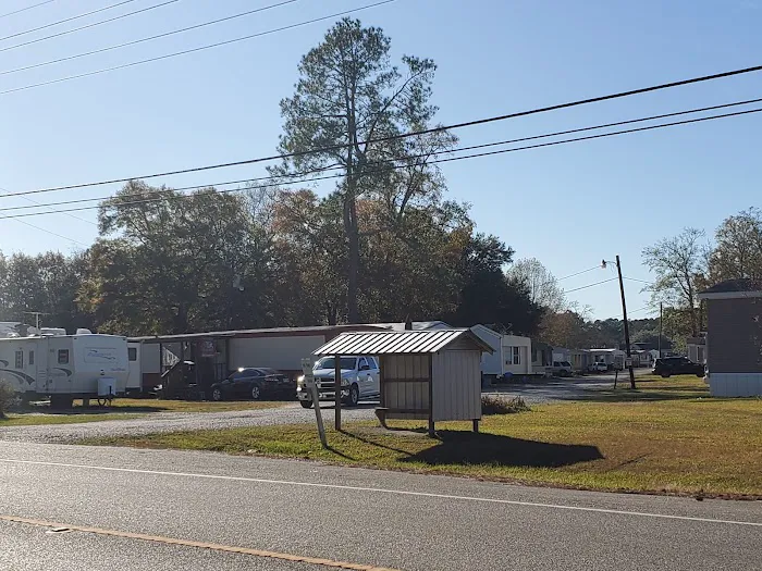 Messer's Mobile Manor Inc. Picture 10