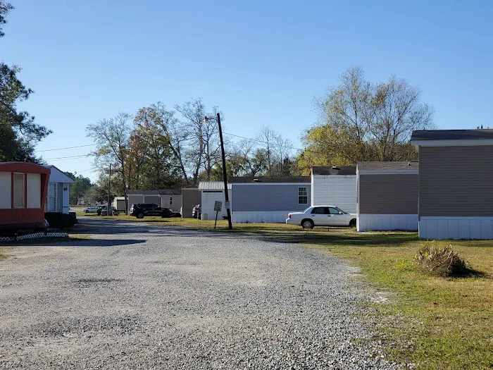 Messer's Mobile Manor Inc. Picture 7