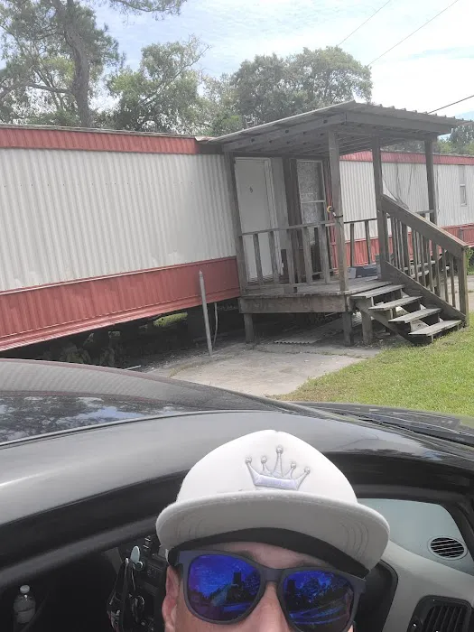 Messer's Mobile Manor Inc. Picture 6