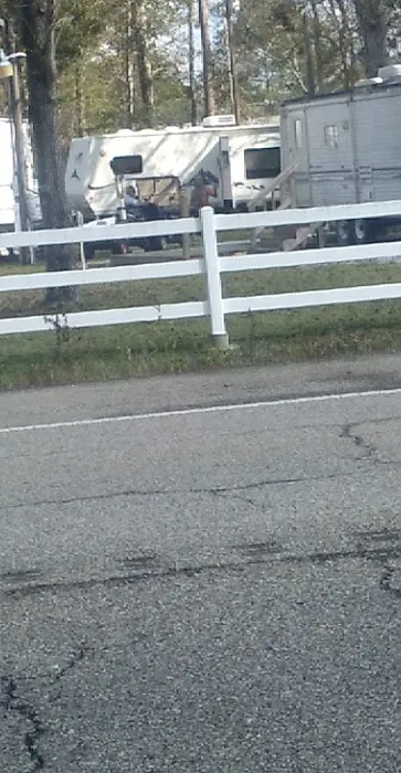 Tabor Trailer Park Picture 1