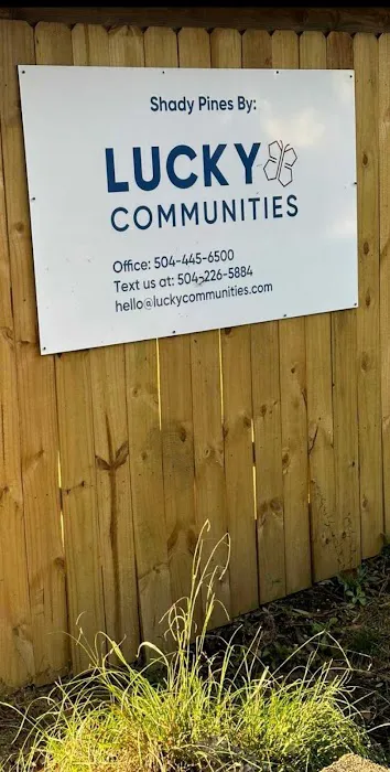 Shady Pines Mobile Home Park Picture 4