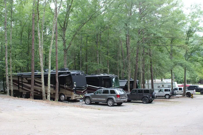 Sleepy Hollow RV Park Picture 2