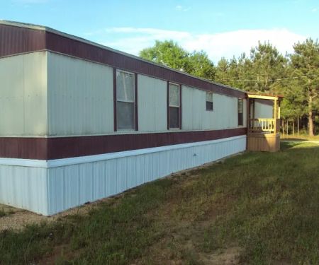 The Oaks at Emmitt Brown Rd. Mobile Home Community