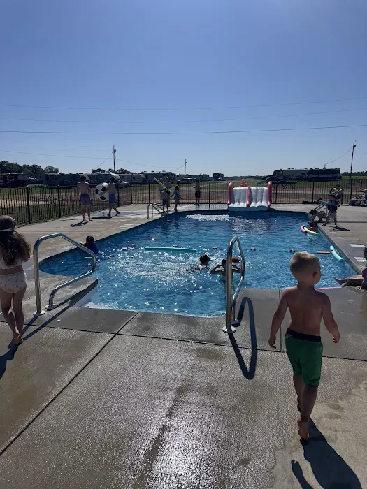 Bear Tracks RV Park Picture 1
