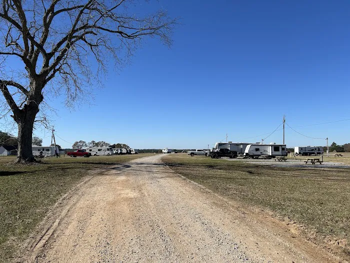 Bear Tracks RV Park Picture 6