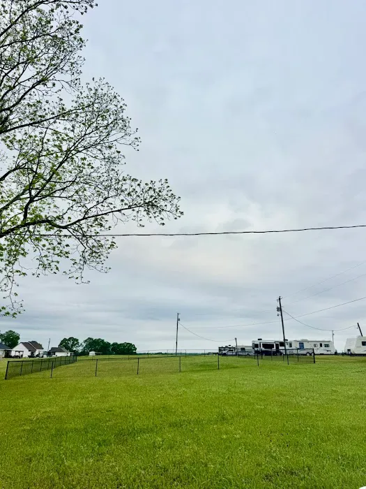 Bear Tracks RV Park Picture 10