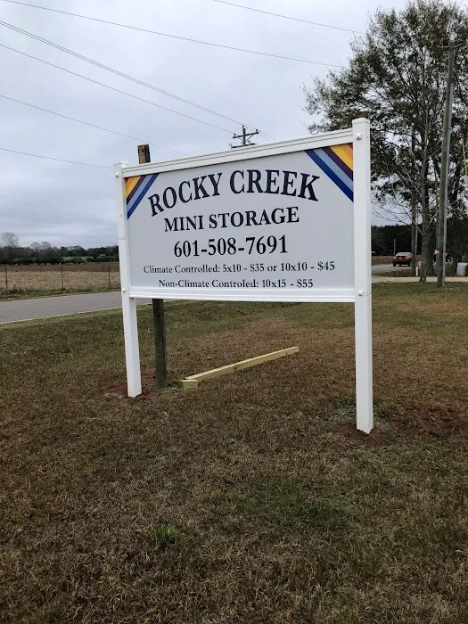 Ammie's Mobile Home ,RV Park & Mini Storage Picture 3