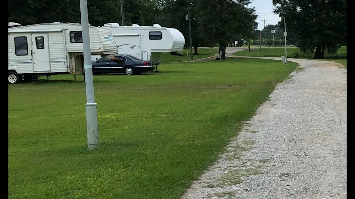Deerfield Mobile Home & RV Park Picture 6