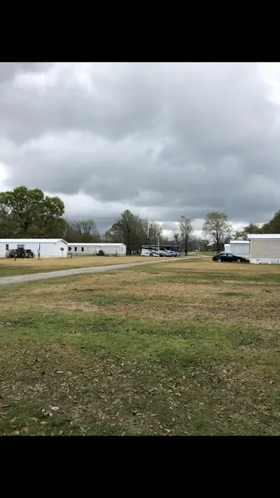 Deerfield Mobile Home & RV Park Picture 8