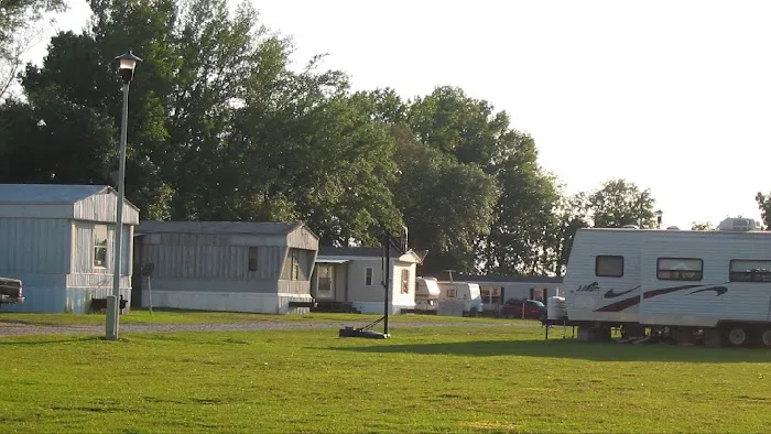 Deerfield Mobile Home & RV Park Picture 2