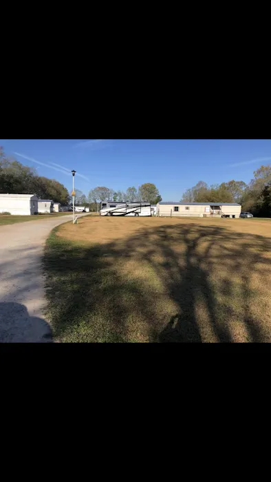 Deerfield Mobile Home & RV Park Picture 10