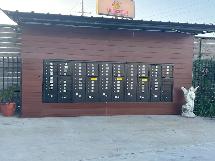 NOLA Mobile Home Park Picture 6