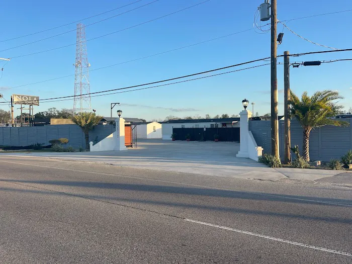 NOLA Mobile Home Park Picture 7