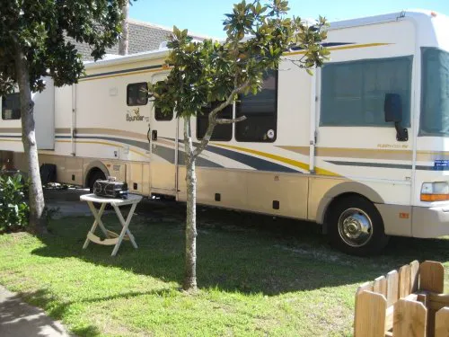 Riverboat Travel Park Picture 3