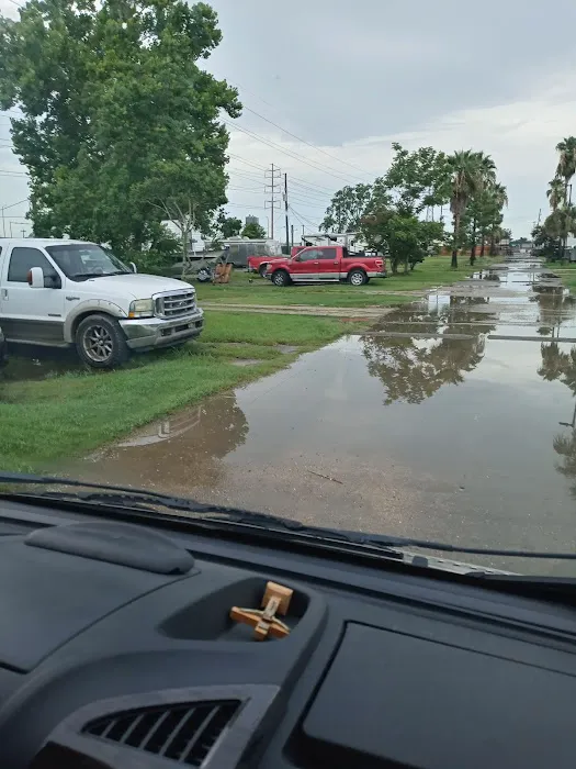 Pelican RV Park New Orleans Picture 9
