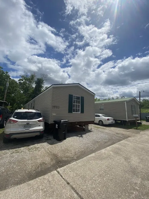 Jeanfreaus Mobile Home Park Picture 1