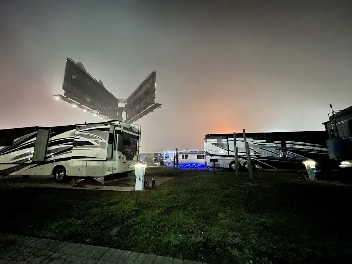 French Quarter RV Resort Picture 4