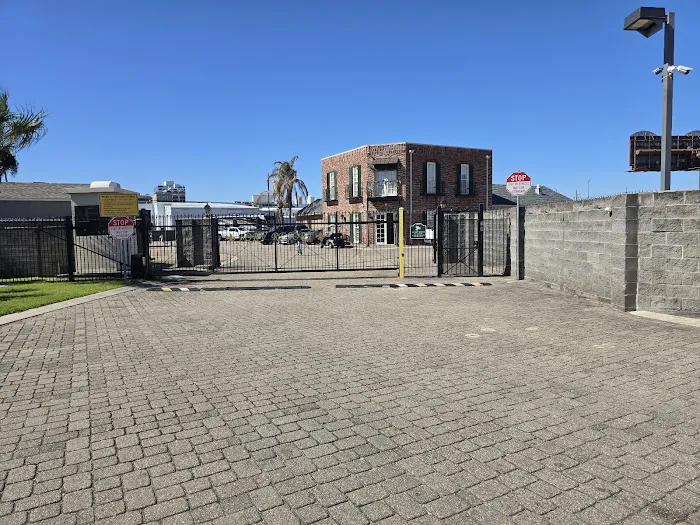 French Quarter RV Resort Picture 9