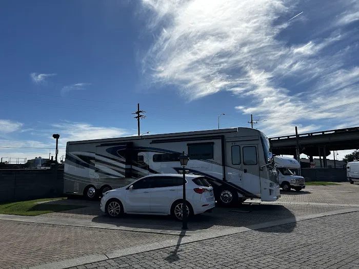 French Quarter RV Resort Picture 8