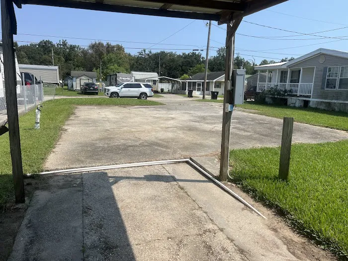 Jeanfreaus rentals Picture 4