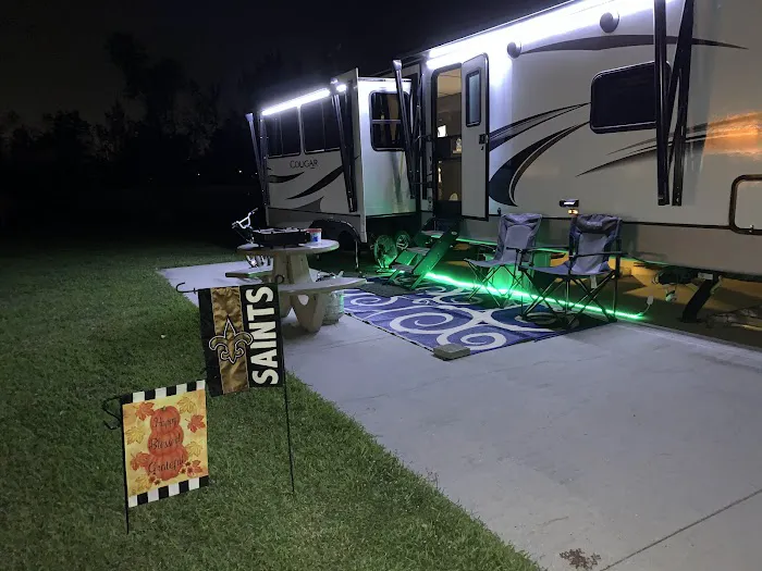 Naval Air Station Belle Chasse RV Park Picture 3