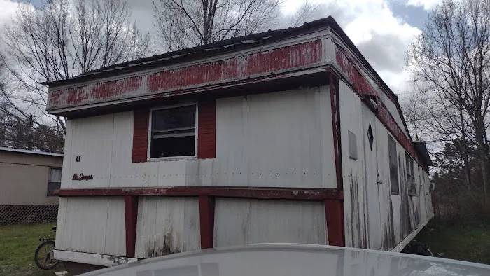 Joe's Mobile Home Park Picture 1