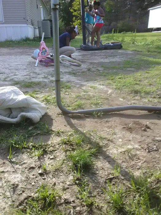 York Shire Mobile Home Park Picture 3