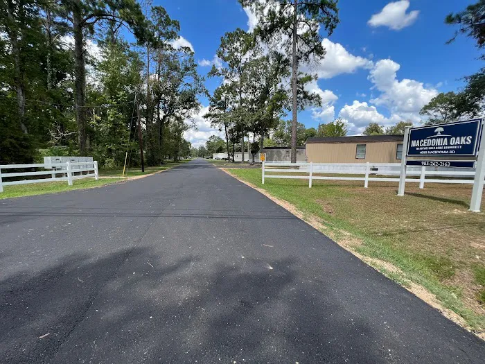 Macedonia Oaks MHC Picture 5