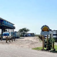 I'm on Vacation - Lodge + RV Retreat ico