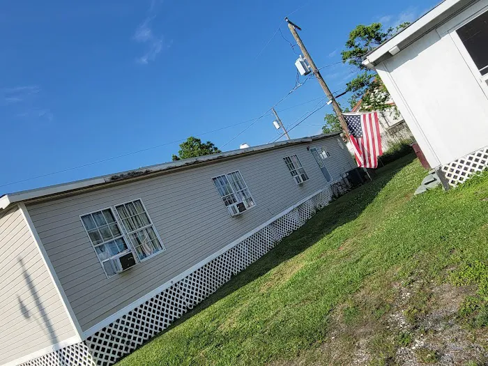 Riverland Estates Picture 1