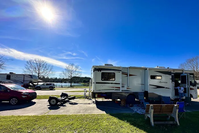Lakeside RV Resort by Rjourney Picture 2