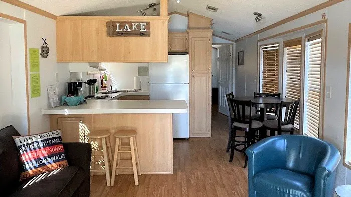 Lakeside RV Resort by Rjourney Picture 6