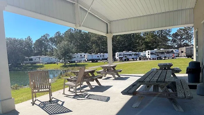 Lakeside RV Resort by Rjourney Picture 10