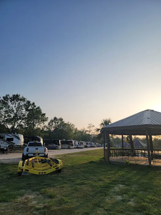 Lagniappe RV Picture 6