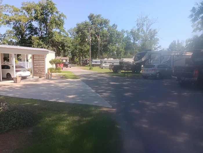 J's Place RV Park Picture 7