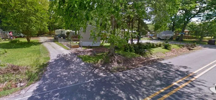 J's Place RV Park Picture 6